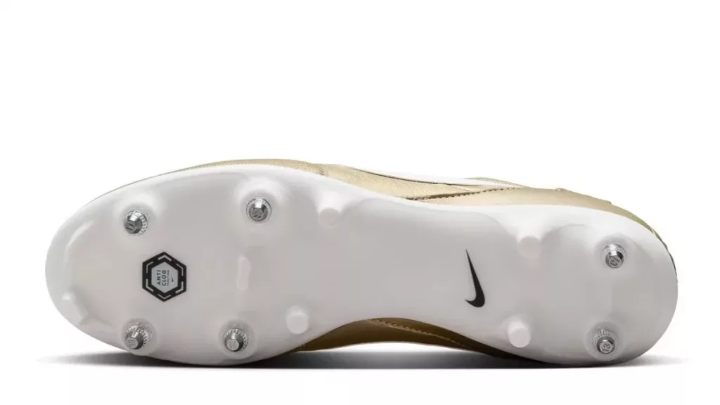 Close up shot of Nike Premier 3 in Gold and its soleplate. Available to purchase at Lovellsoccer.co.uk