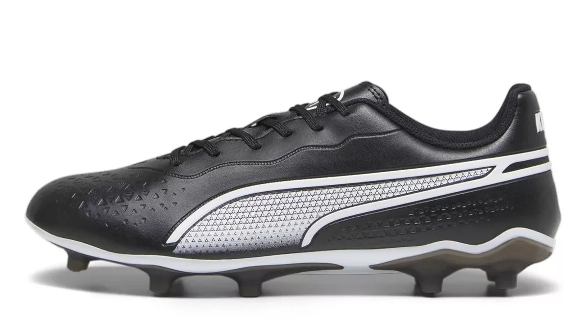 Puma King Match Football Boots. Available to purchase at Lovellsoccer.co.uk