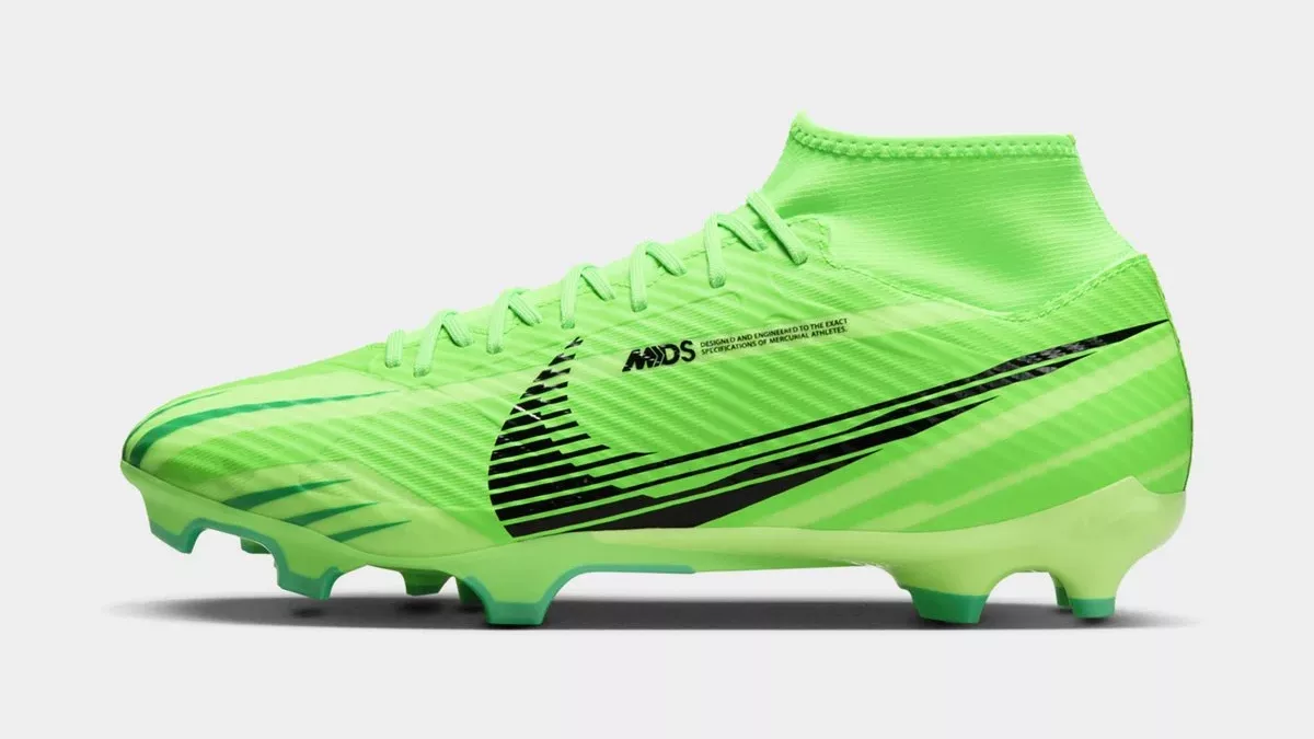 Nike Mercurial Superfly Academy 9 from the MDS008 Boot Pack. Available at Lovellsoccer.co.uk