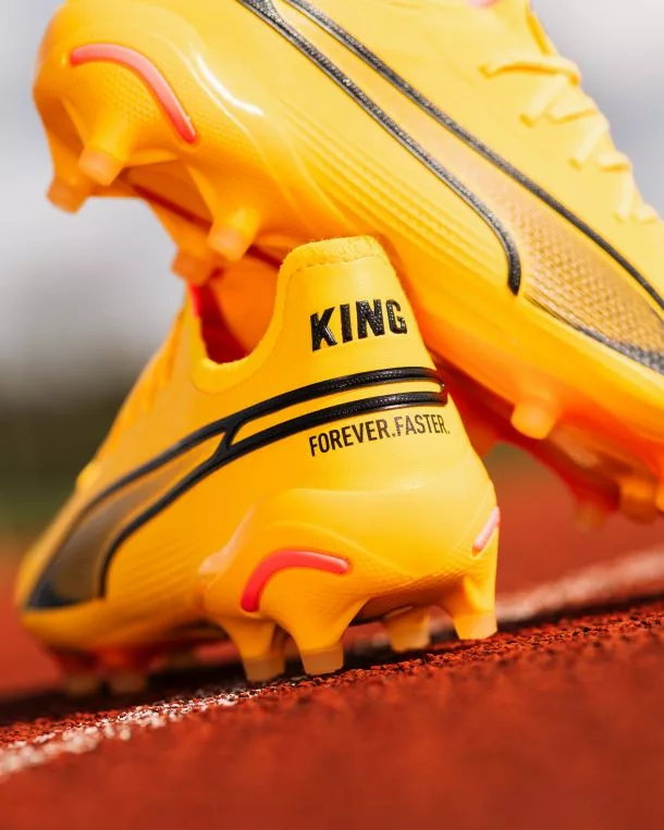 Close up of Puma King Ultimate's heel from the Forever.Faster Boot Pack. Available to purchase at Lovellsoccer.co.uk