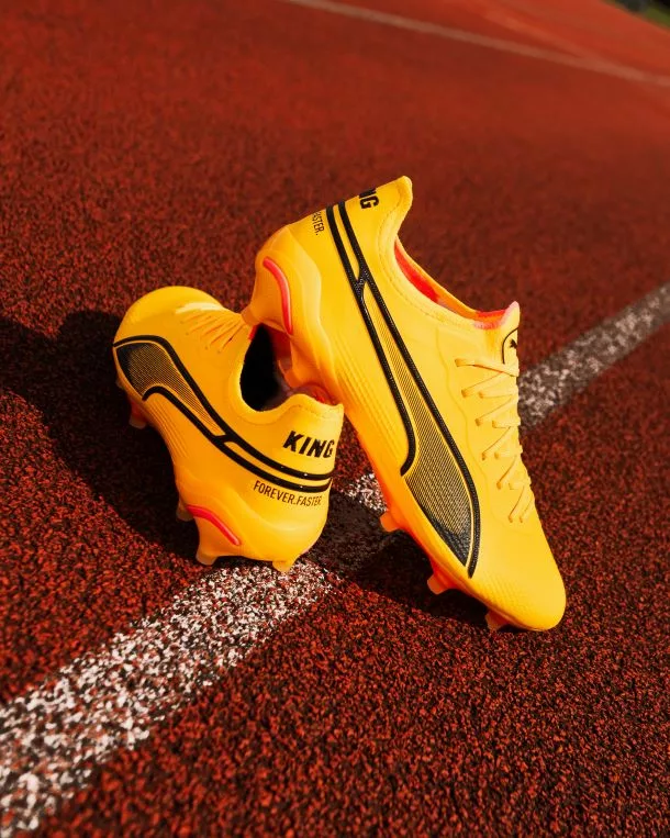 Puma KingUltimate from the Forever.Faster Boot Pack. Available to purchase at Lovellsoccer.co.uk