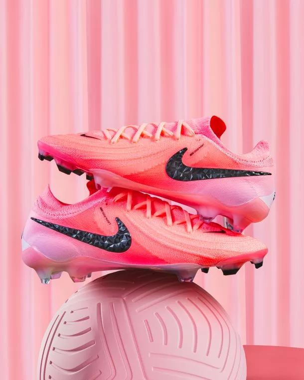 Nike Phantom GX II from the Nike Mad Brilliance Boot Pack.

Availalable to purchase at Lovell Soccer.